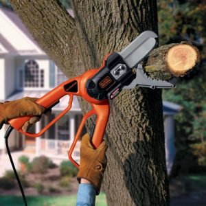 Alligator Chainsaw for Safe and Precise Cutting