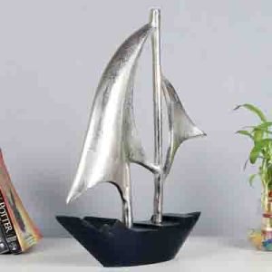 Nautical Decor for Coastal-Inspired Homes