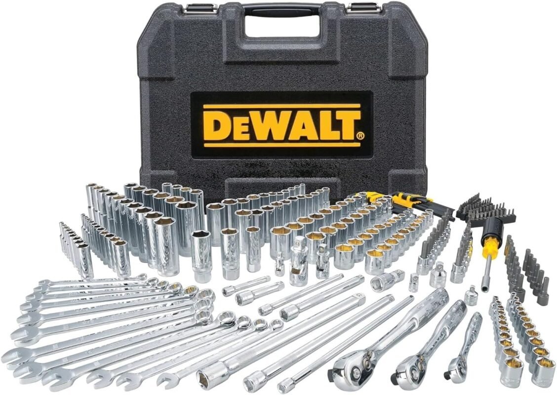 DEWALT Mechanics Tool Set DWMT82835: 264 Piece Combination Tool Kit
