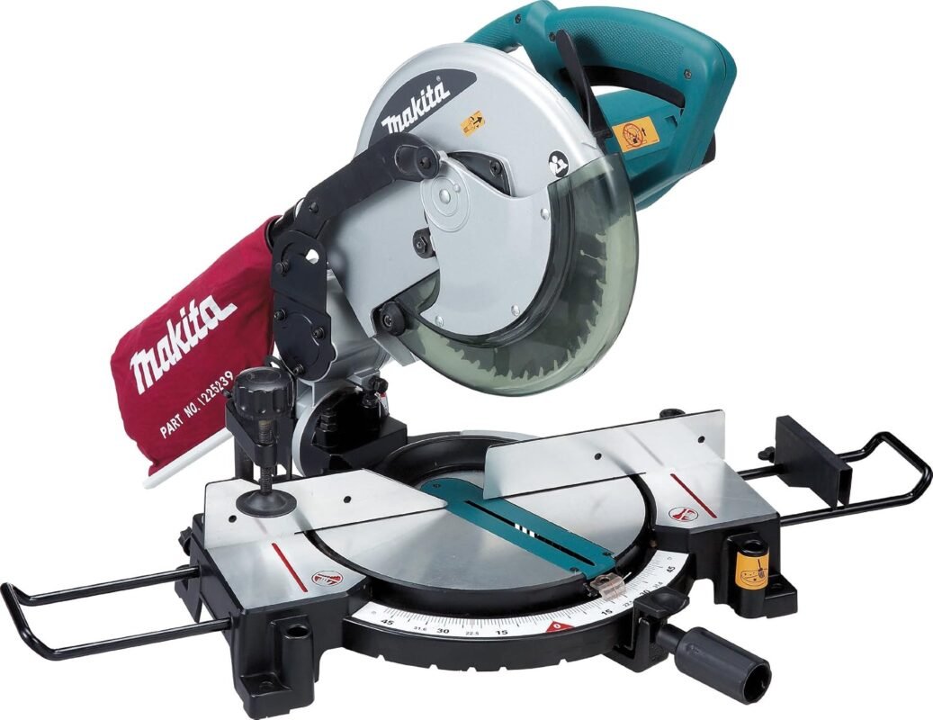 Makita 240V 260mm Slide Compound Mitre Saw
