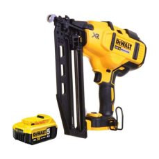 The DeWalt DCN660N 18V XR Brushless Second Fix Nailer comes with one 5.0Ah battery